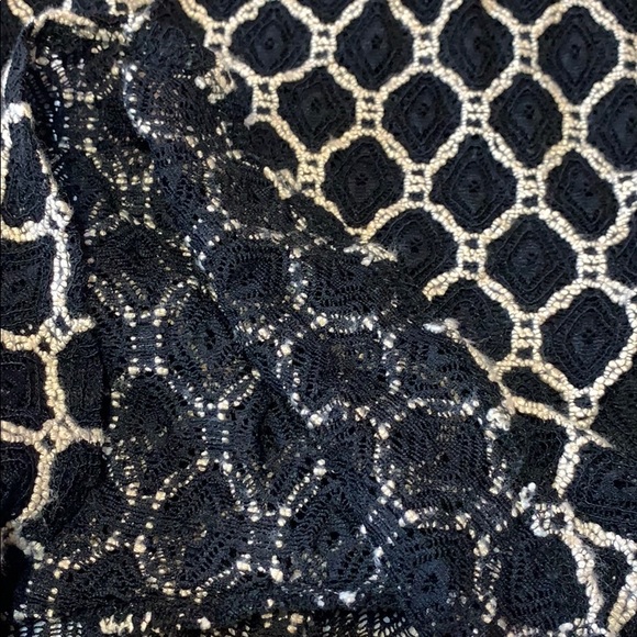 Windsor Black Cream Crochet Design Peplum Top - Picture 5 of 9